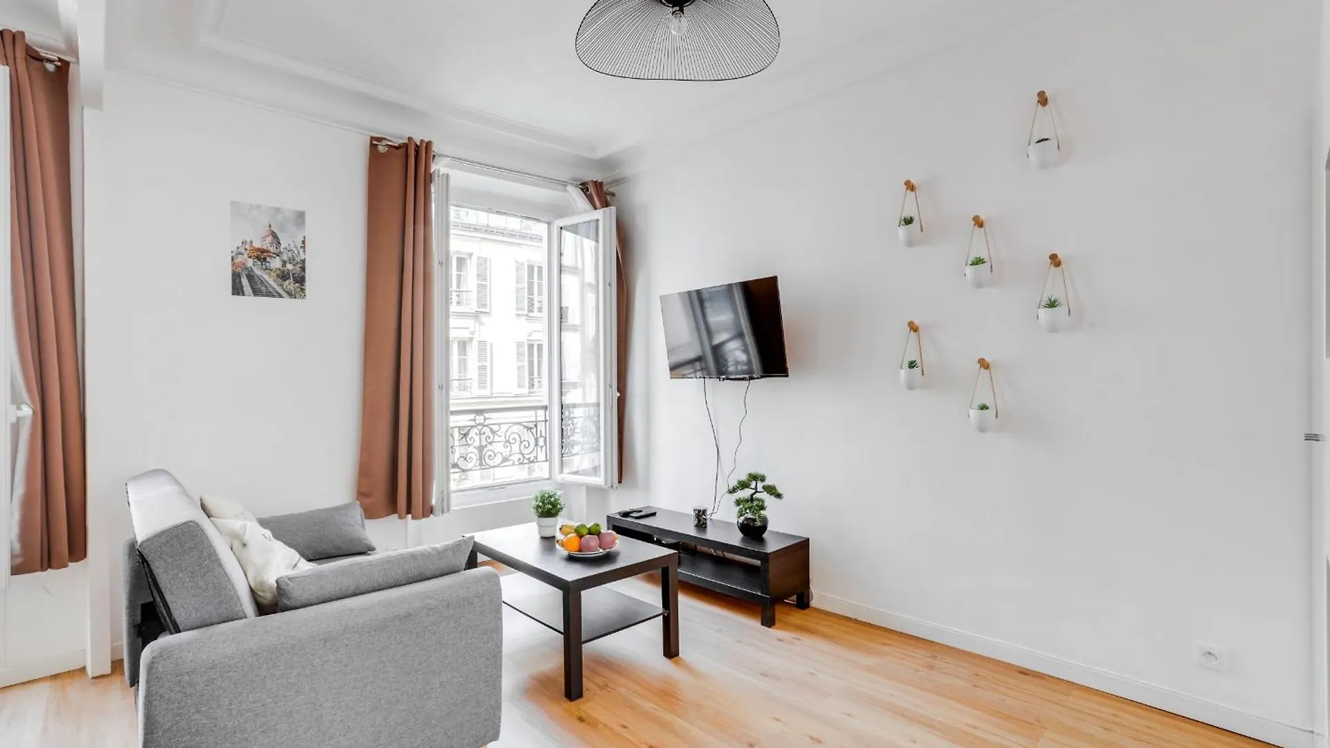 Apartment Montmartre & Sacre-Coeur - 2Br - Cityapartmentstay Paris