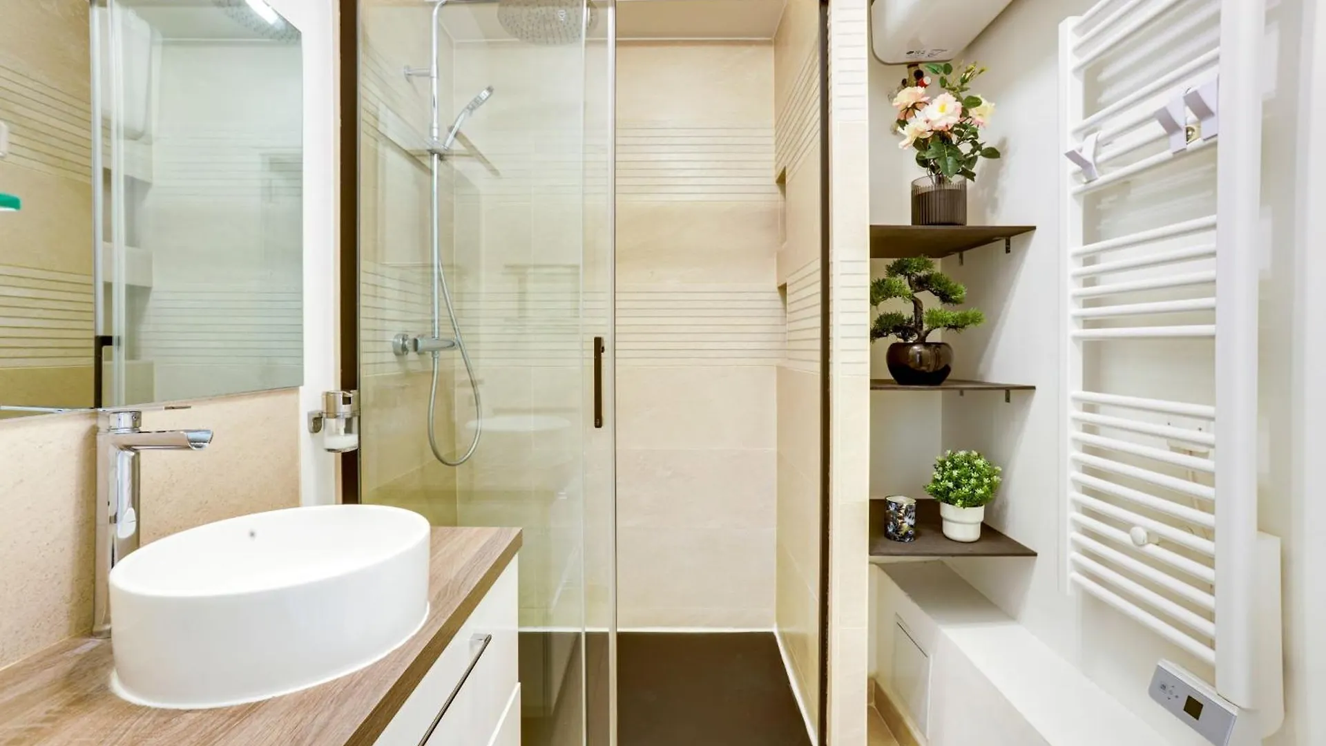 Apartment Montmartre & Sacre-Coeur - 2Br - Cityapartmentstay Paris France