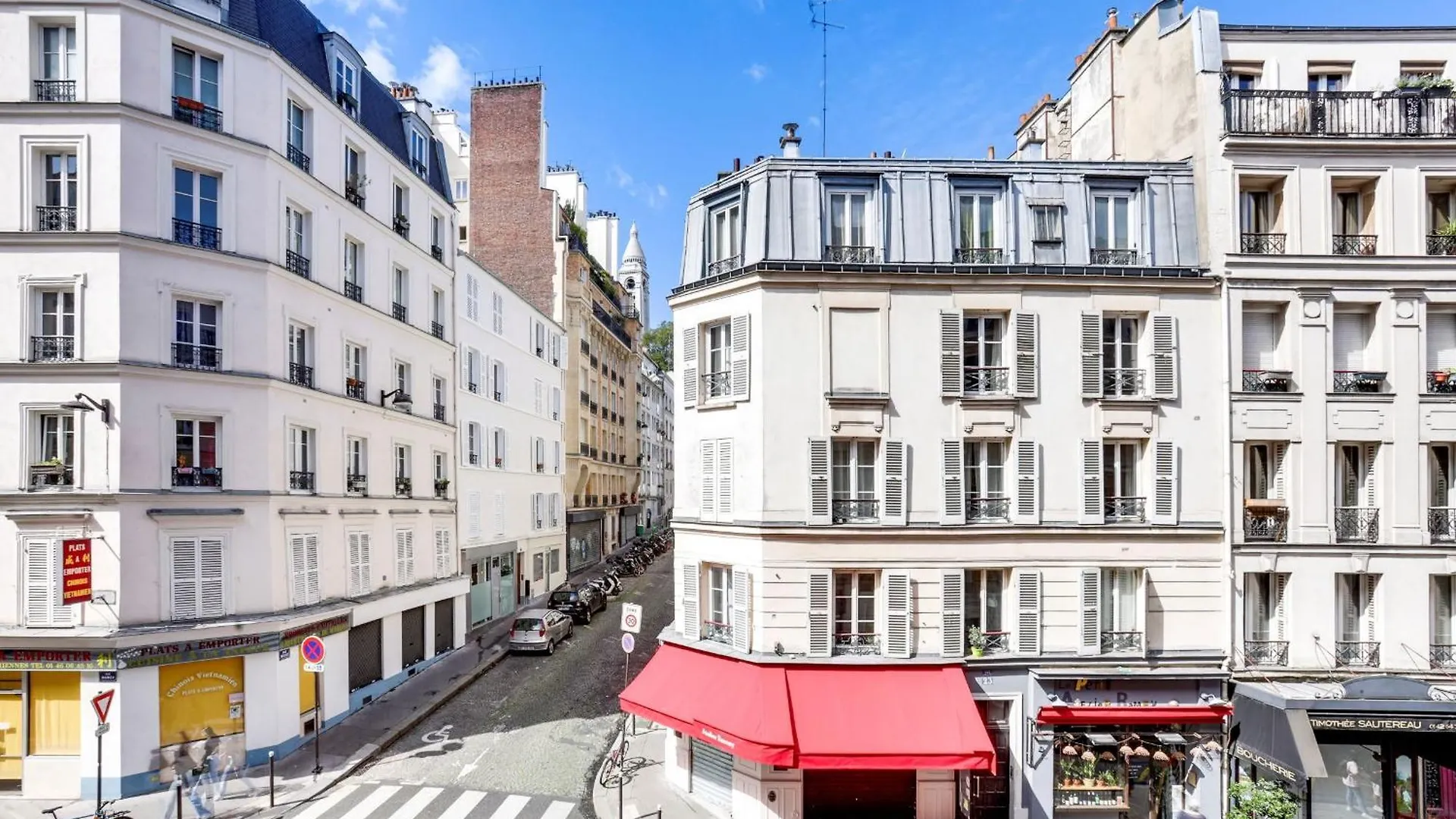Montmartre & Sacre-Coeur - 2Br - Cityapartmentstay Paris Apartment